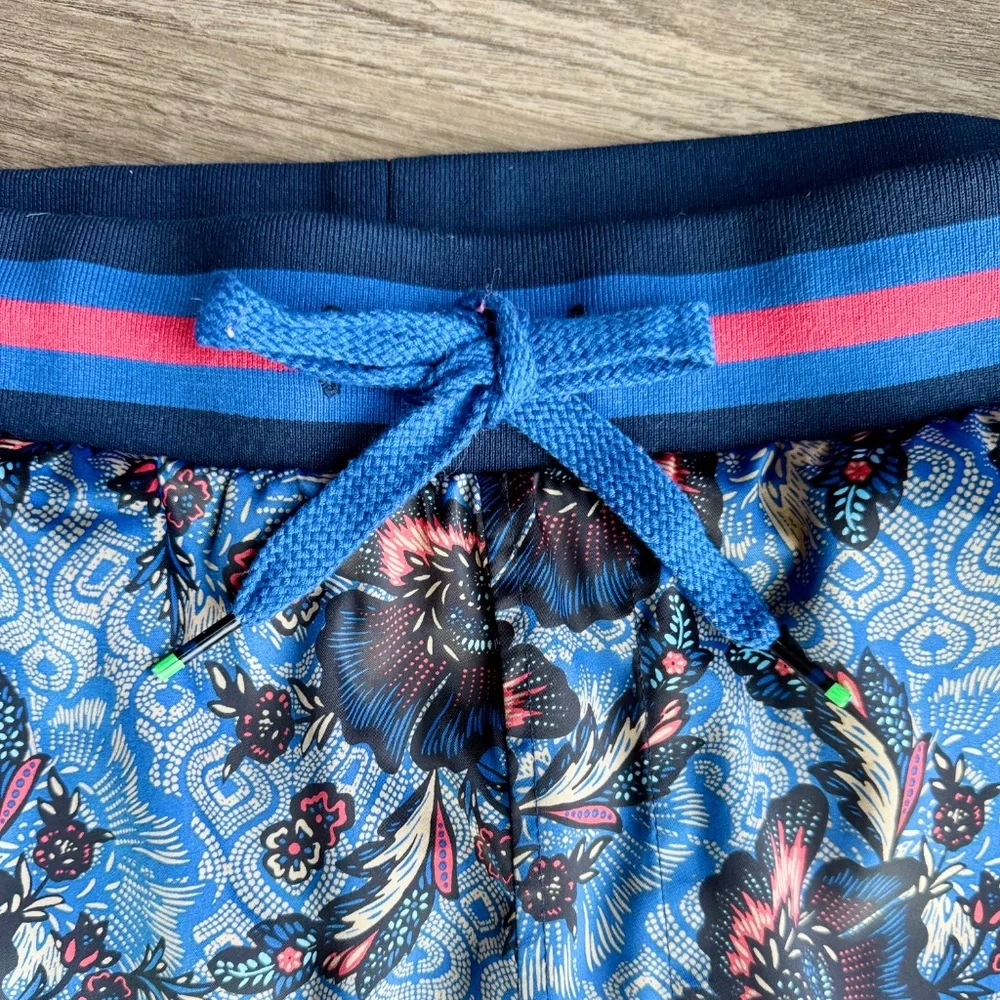 Men’s Medium Floral Print Pull-On‎ Shorts – Houston White’s Target collection